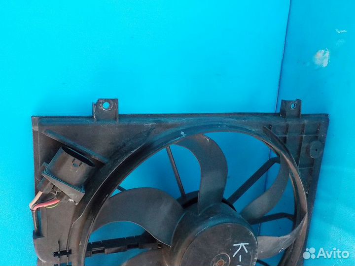 Диффузор радиатора в сборе volkswagen Passat B7 20