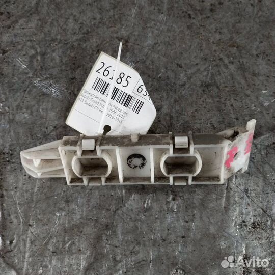 Кронштейн бампера передний левый Suzuki Grand