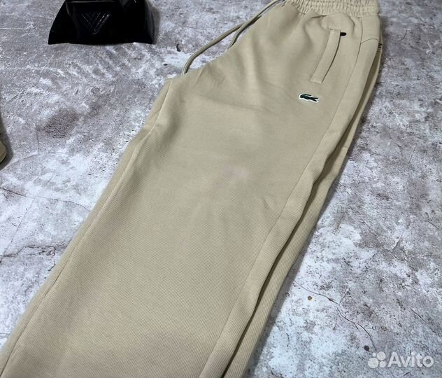 Спортивные костюмы Lacoste