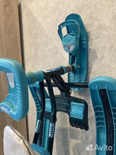 Детский снегокат со спинкой до 100 кг