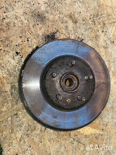 Кулак поворотный в сборе передний левый Chevrolet