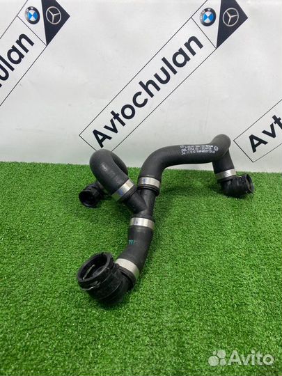 Патрубок системы охлаждения Mercedes-Benz C-Class