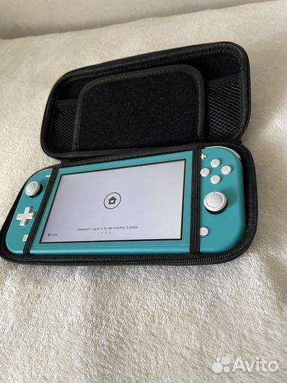 Nintendo switch lite с картой памяти на 32gb