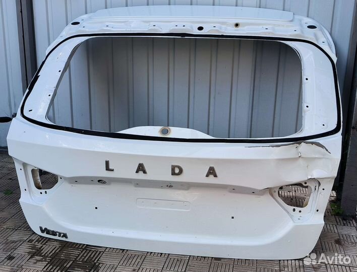 Крышка багажника Лада Веста SW