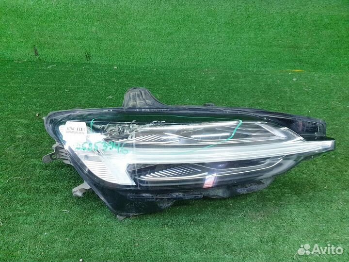 Фара правая Volvo S60