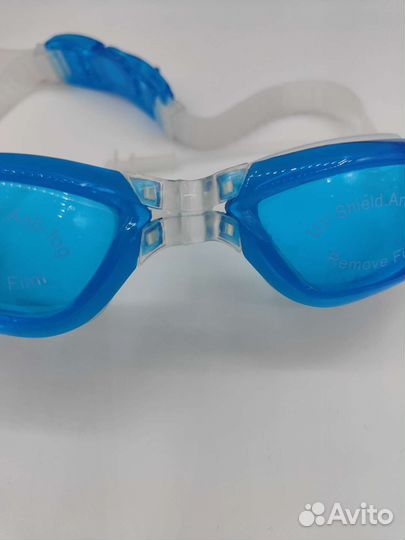 Очки для плавания