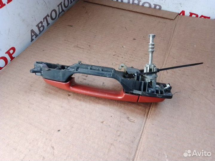 Ручка двери передняя правая Toyota Yaris 2 2007