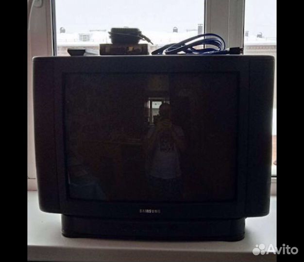 Телевизор samsung