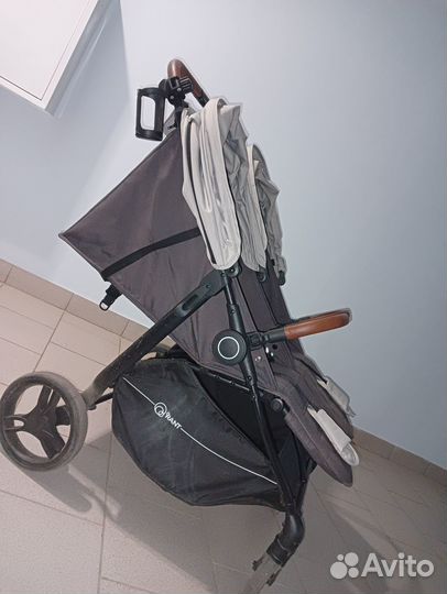 Коляска для двойни, погодок, близнецов