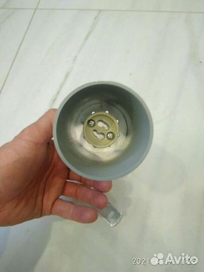 Светильник поворотный