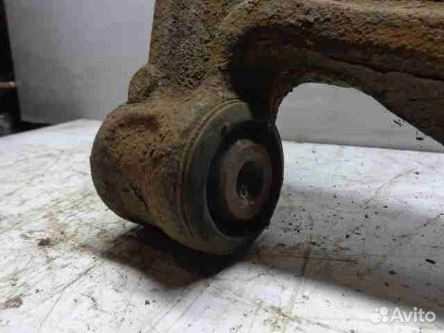 Рычаг передний правый нижний Volkswagen T5 T5