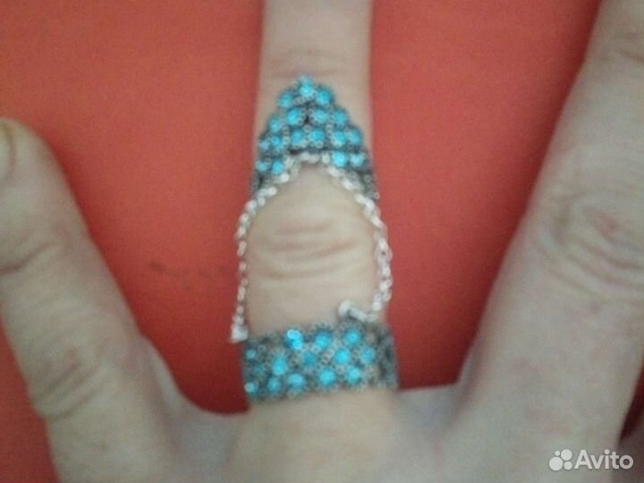 Серебряный кольцо