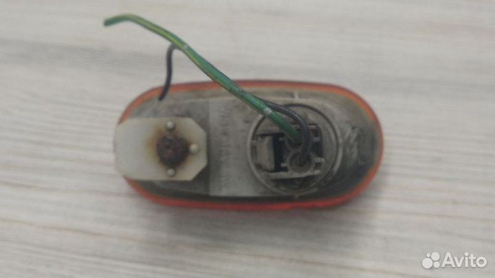 Повторитель поворота Mitsubishi Galant E5