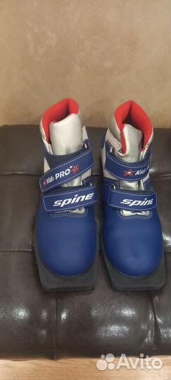 Лыжные ботинки классические