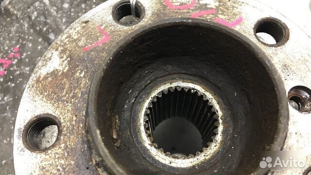 Ступица задняя левая Bmw 523 F10