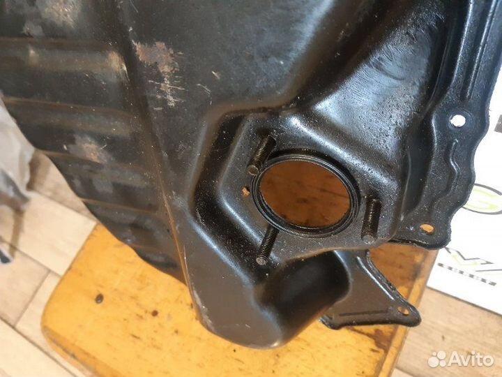 Поддон двигателя Skoda Octavia Rs A5 (1Z3) 2.0TSI