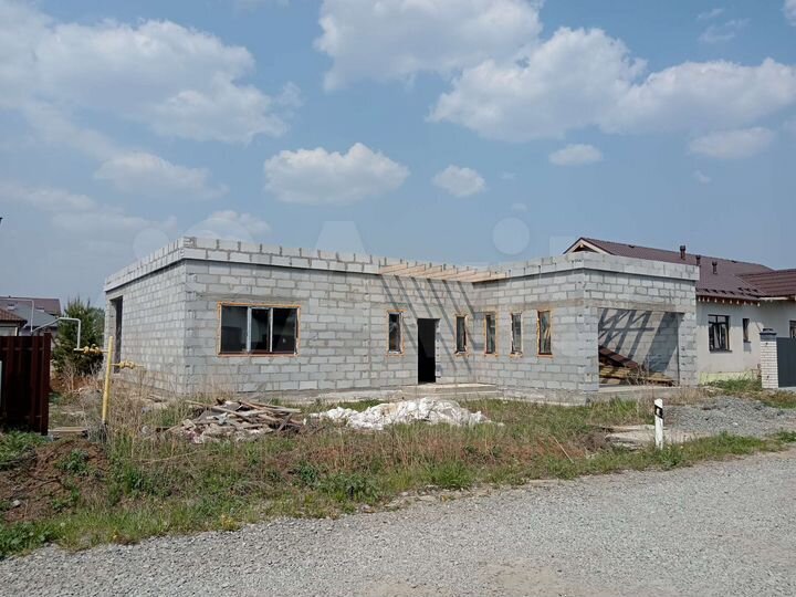 Дом 240 м² на участке 9 сот.