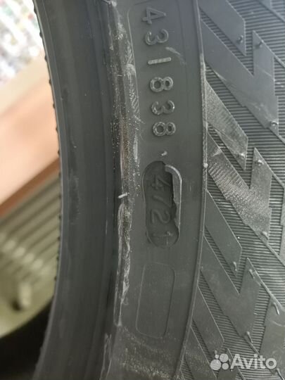 Nokian Tyres Hakkapeliitta 10p SUV 275/45 R20 и 305/40 R20