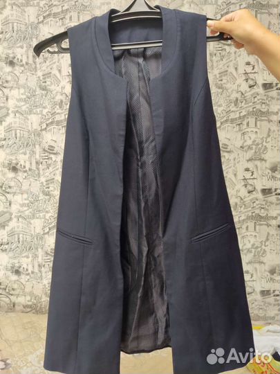 Жилет костюмный