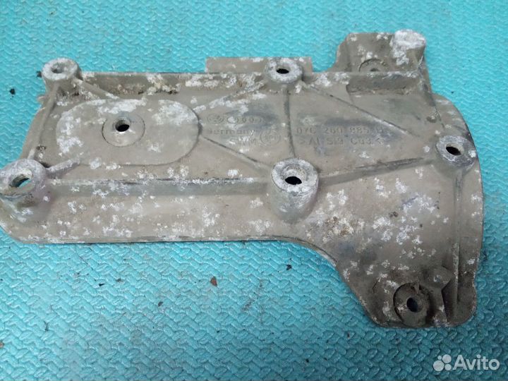 Кронштейн компрессора Ауди audi a8 d3