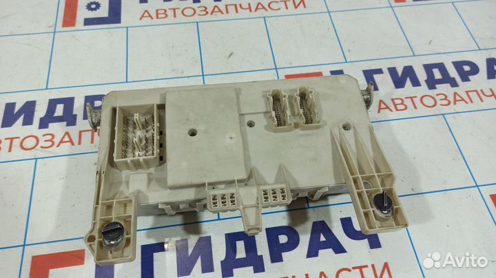 Блок предохранителей Ford Focus 2 1492400