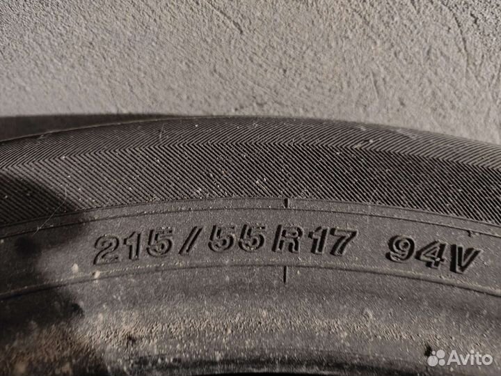 Yokohama BluEarth E70 215/55 R17