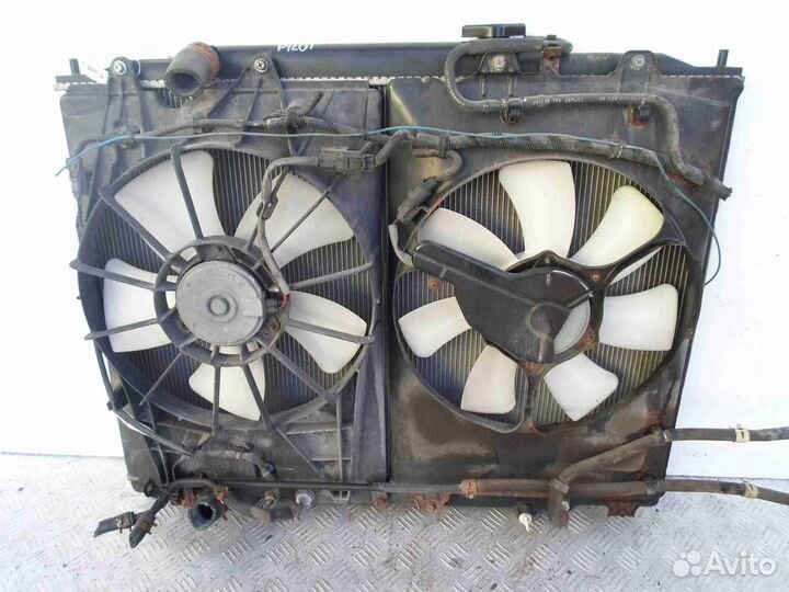 Радиатор двс Honda Pilot 2