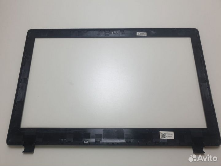 Рамка матрицы Acer ES1-522