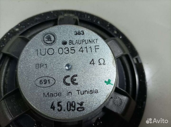 Штатный динамик Skoda Octavia Tour