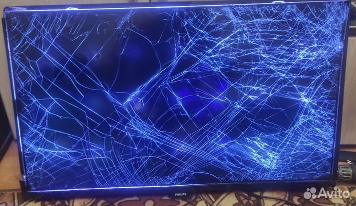 715G6947-M01-000-004Y от 32PFT4101/60