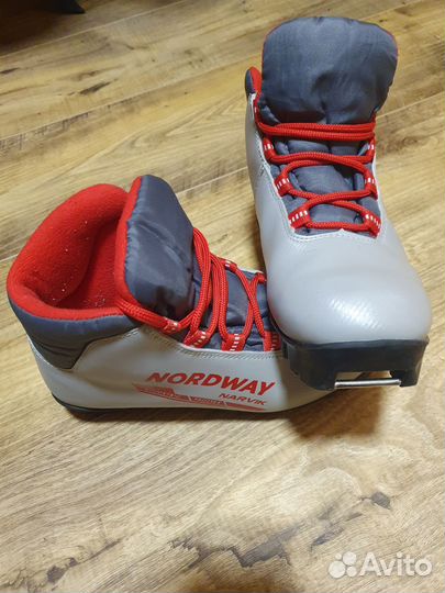 Лыжные ботинки nordway 35