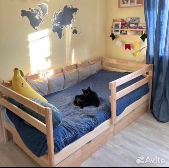 Детская кровать из массива