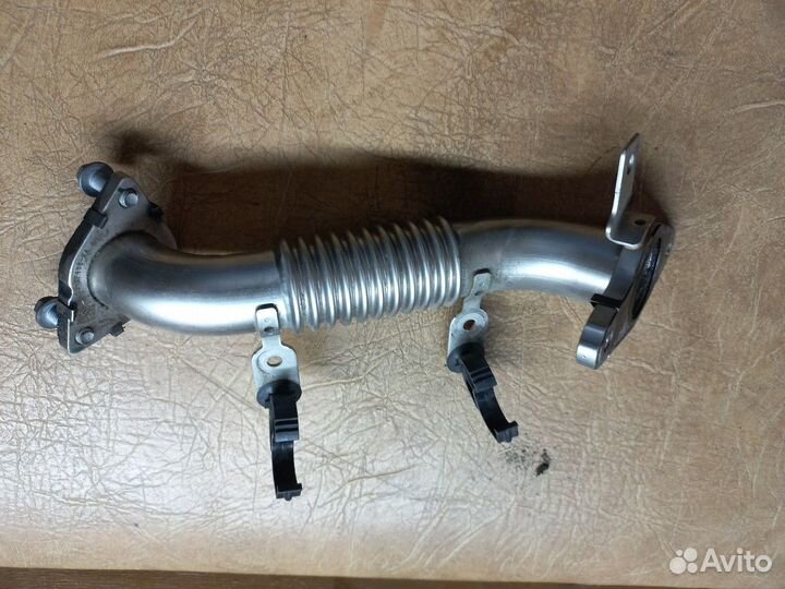 Трубка системы рециркуляции (EGR)