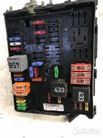 Блок предохранителей Skoda Octavia 1.6 2005