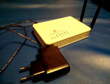 Маршрутизатор роутер SNR