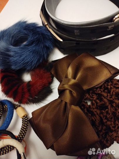 Заколки, резинки, ободки