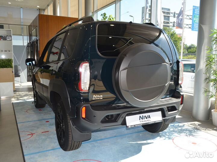 ВАЗ Niva Travel 1.7 МТ, 2023