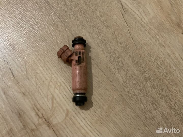 Топливная форсунка 1955004140 MR507376