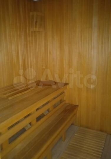 Дом 229 м² на участке 3,4 сот.