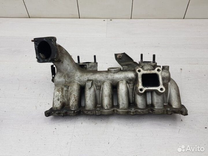 Впускной коллектор Kia Sorento 1 D4CB 2005