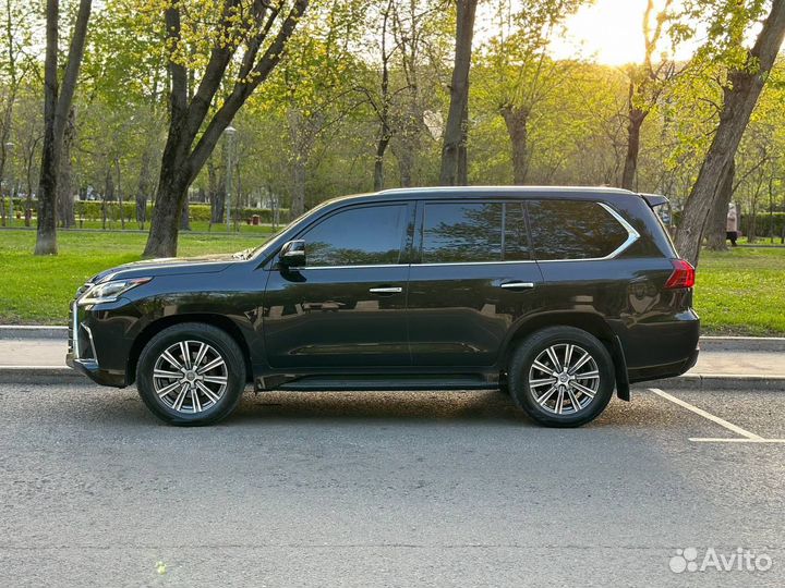 Lexus LX 4.5 AT, 2015, 215 170 км