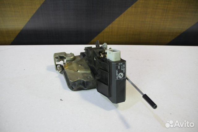 Замок двери задний левый Bmw 525I E39 touring M54