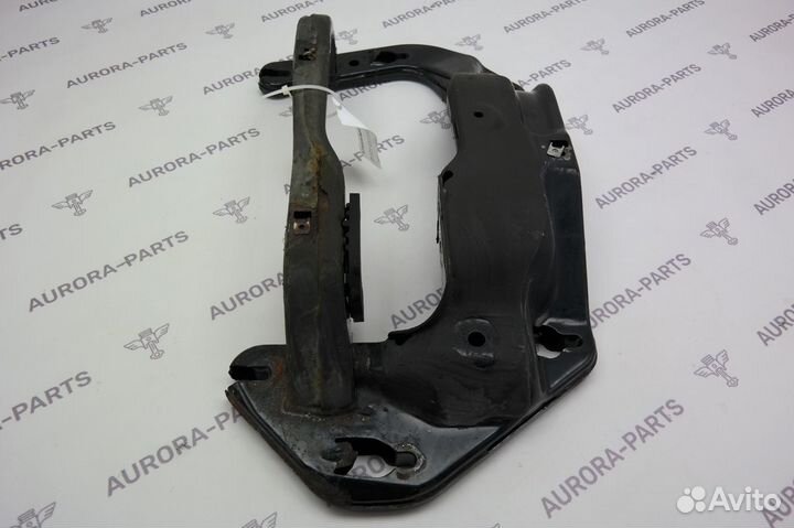 Кронштейн BMW X6 E71 2008-2014