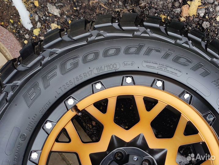 Bfgoodrich Mud-Terrain T/A KM3 255/65 R17 114Q