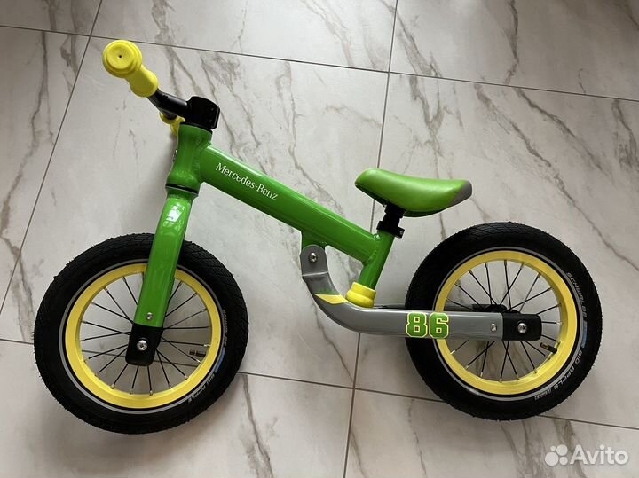 Беговел Mercedes-Benz