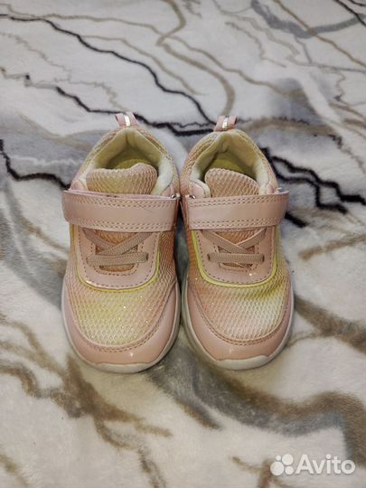 Детская обувь(22,23,24р)