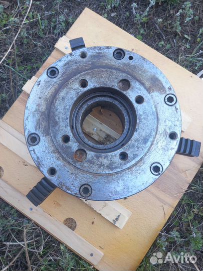 Токарный патрон 3 х кулачковый 250мм 7100-0009