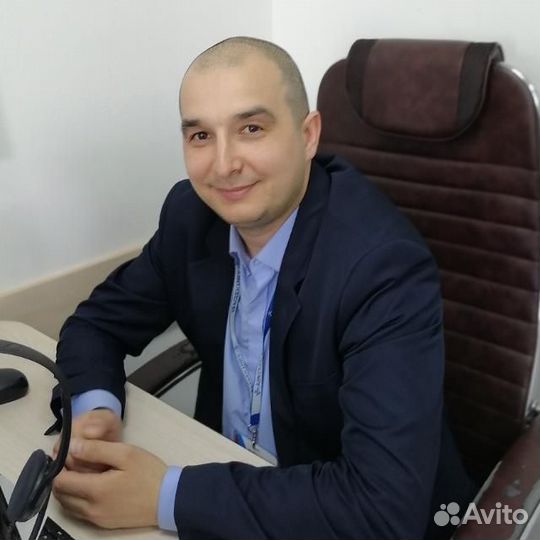 Агент по недвижимости риэлтор