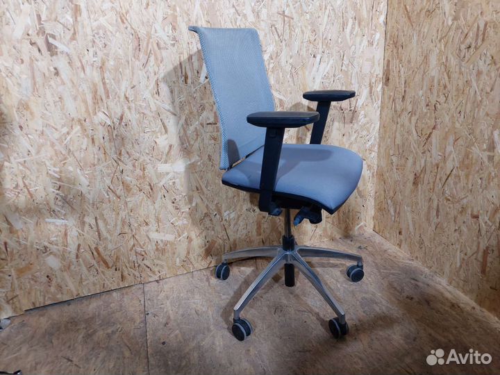 Компьютерное кресло аresline, Италия