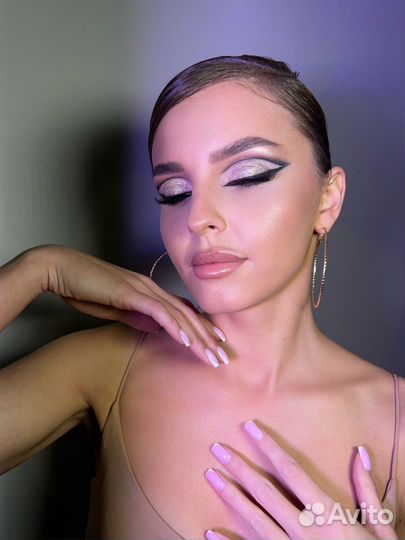 Макияж и прическа